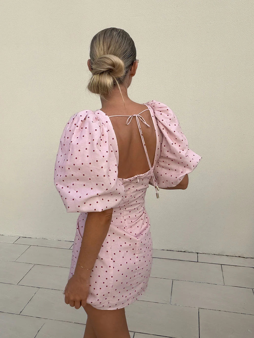 Kivari - Sia Bubble Sleeve Mini (Size 6, 8 & 16)